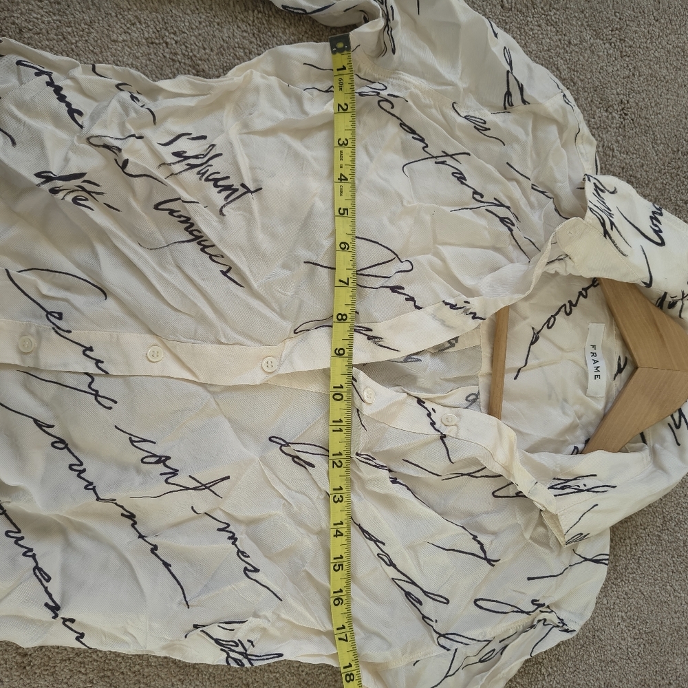 Silky Frame Script Writing Button Down Shirt Small - Picture 10 of 12